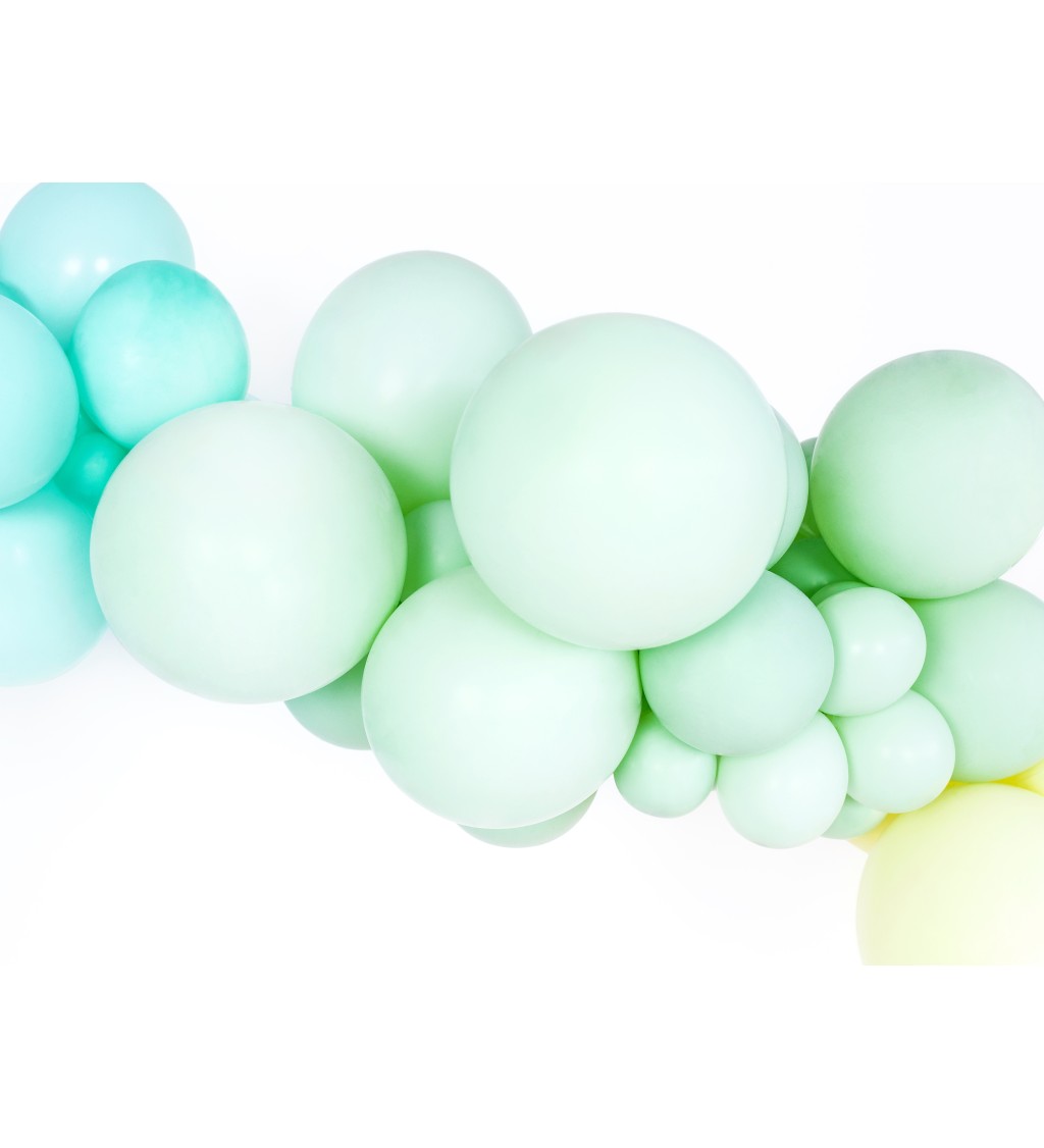 Pevné pastelové balónky světle zelené